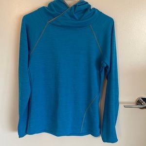 Patagonia women’s running shirt blue size S